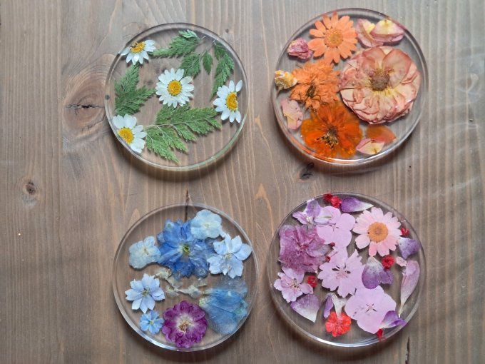 Dessous de verre fleuris